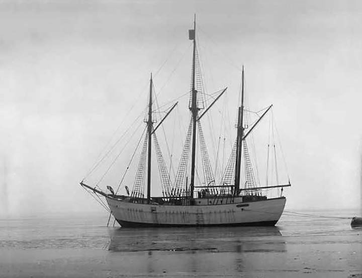 Roald Amunden's ship